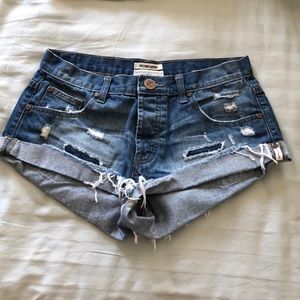 One teaspoon bandits jean shorts size 27